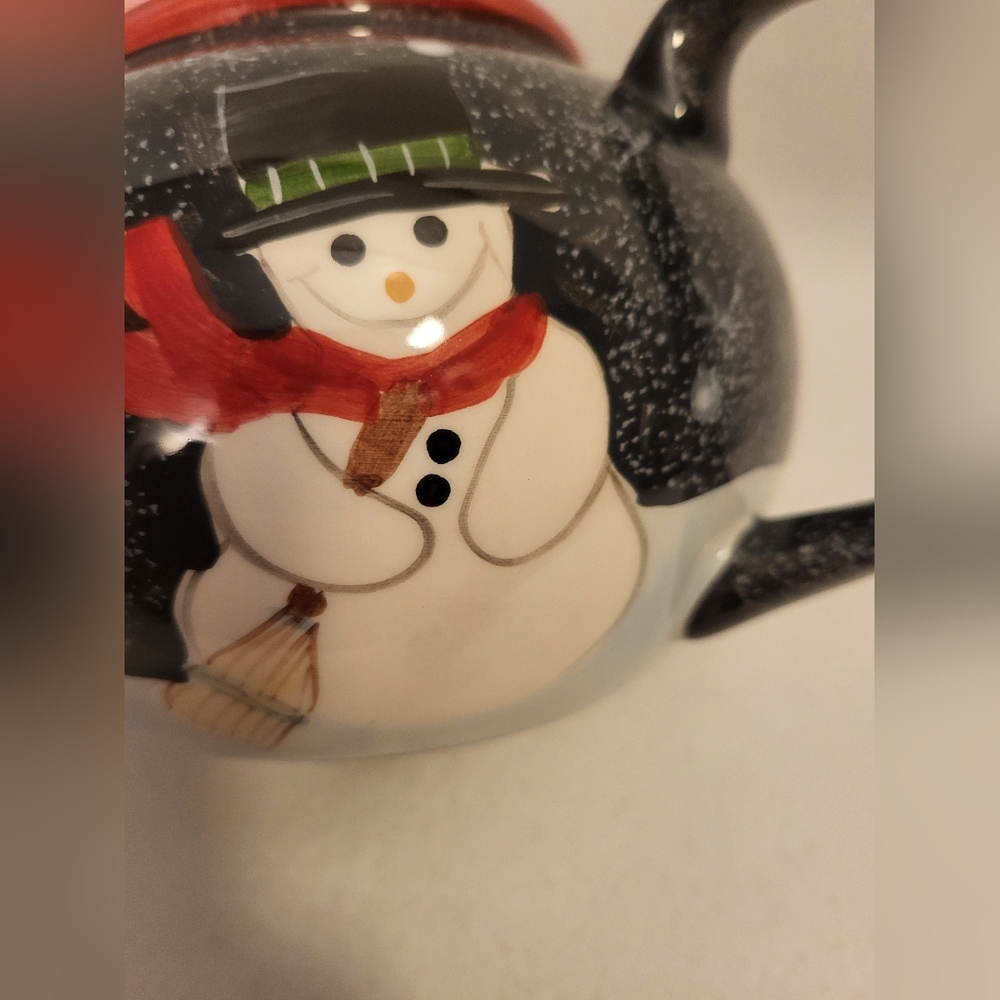 Teapot - Picture 11 of 15